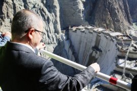 Artvin Valisi Yılmaz Doruk Yusufeli Barajı'nı İnceledi