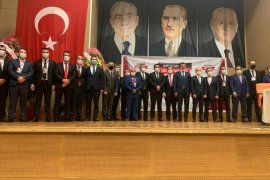 MHP Ardeşen'de Cemil Bayrak Güven Tazeledi