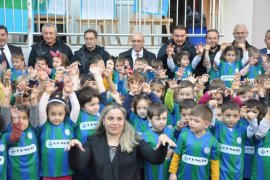 Ç. Rizespor Minik Kalpler Okul-Kulüp Projesi İçin Ardeşen'de