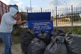 Üniversite Öğrencileri Ardeşen'in Çöpünü Topladı