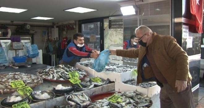 Rizeli'nin Kısıtlamada Balık Tüketimi Arttı